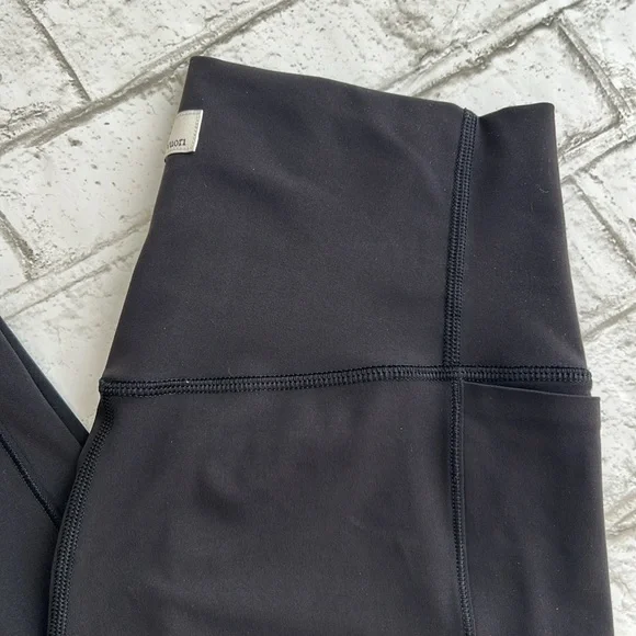 Vuori Studio Leggings - Picture 6 of 12